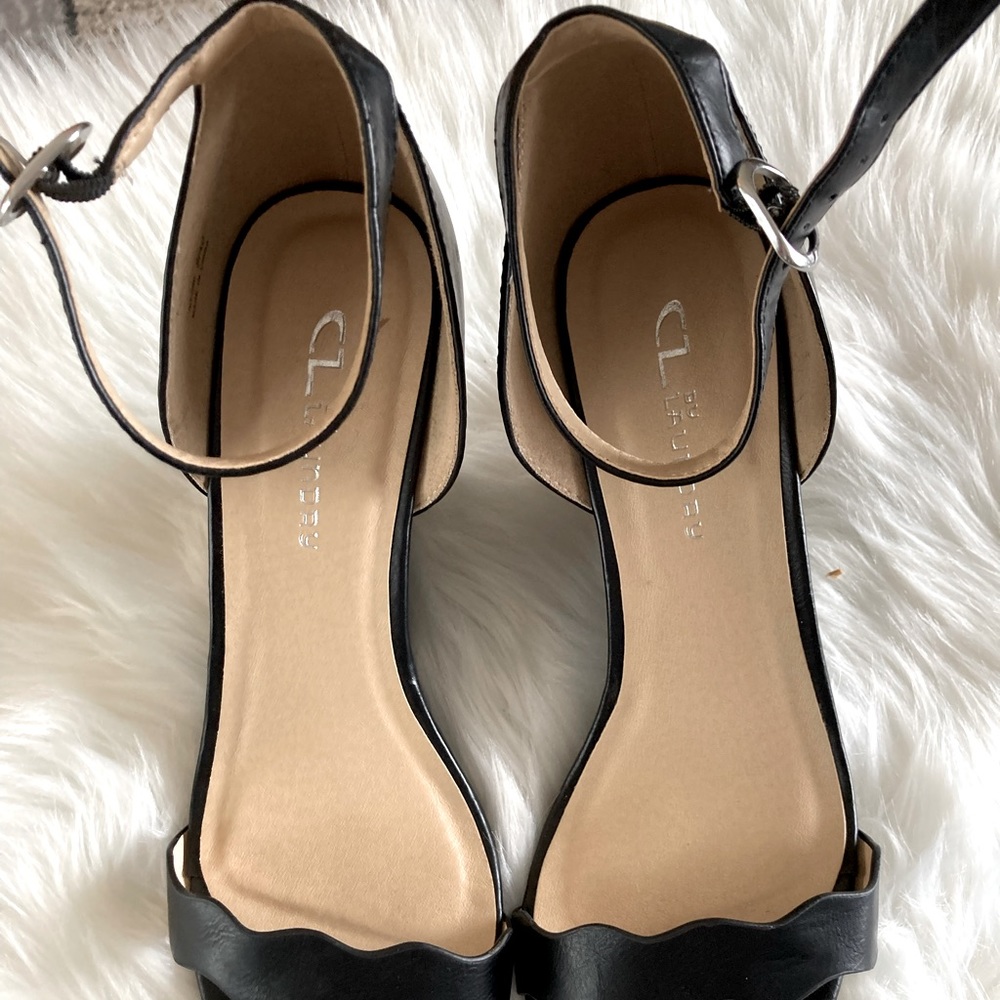 Black wedge sandals by CL by Laundry